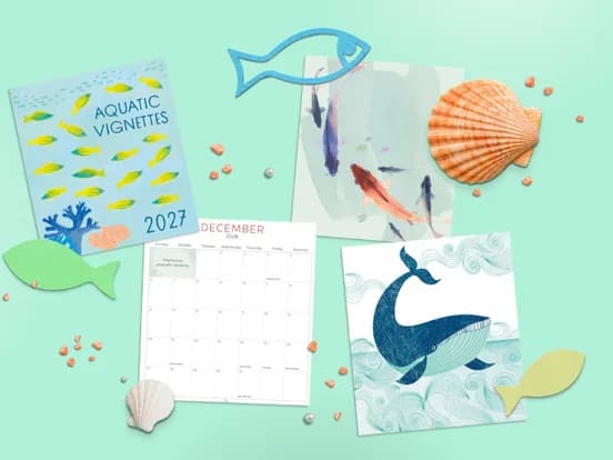 Calendario ilustrado con tema marino para Hallmark, con peces, conchas y una ballena